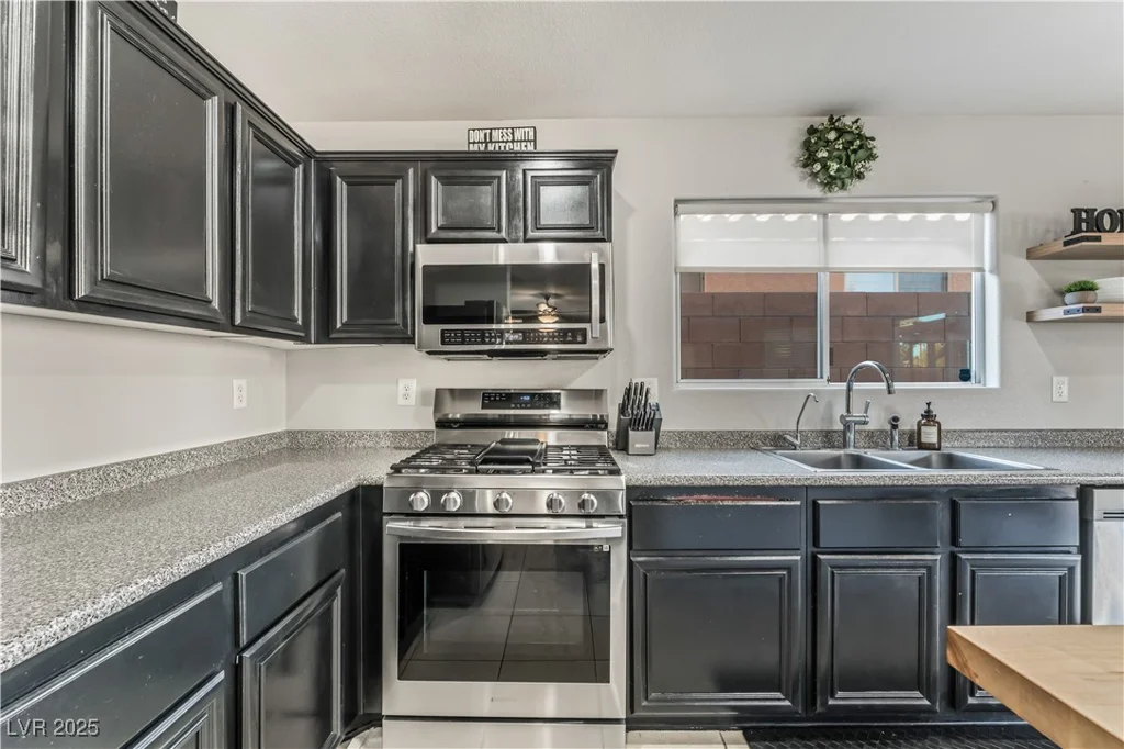 11016 Calder, Las Vegas, NV 89144