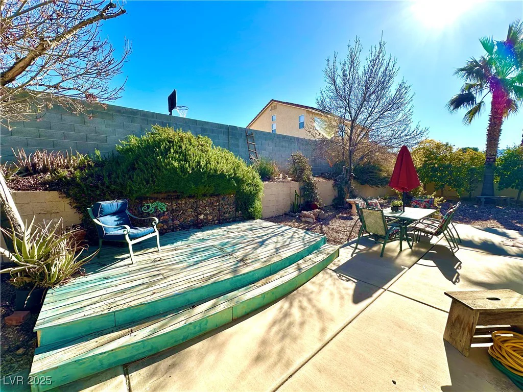 1060 Gallant Fox, Henderson, NV 89015