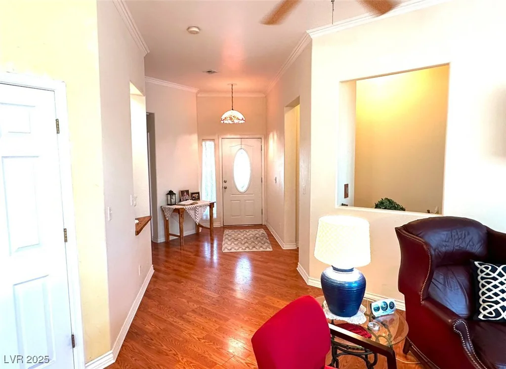 1060 Gallant Fox, Henderson, NV 89015