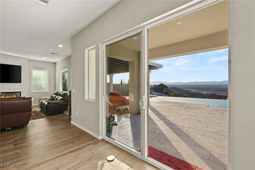 49 VISTA OUTLOOK, Henderson, NV 89011
