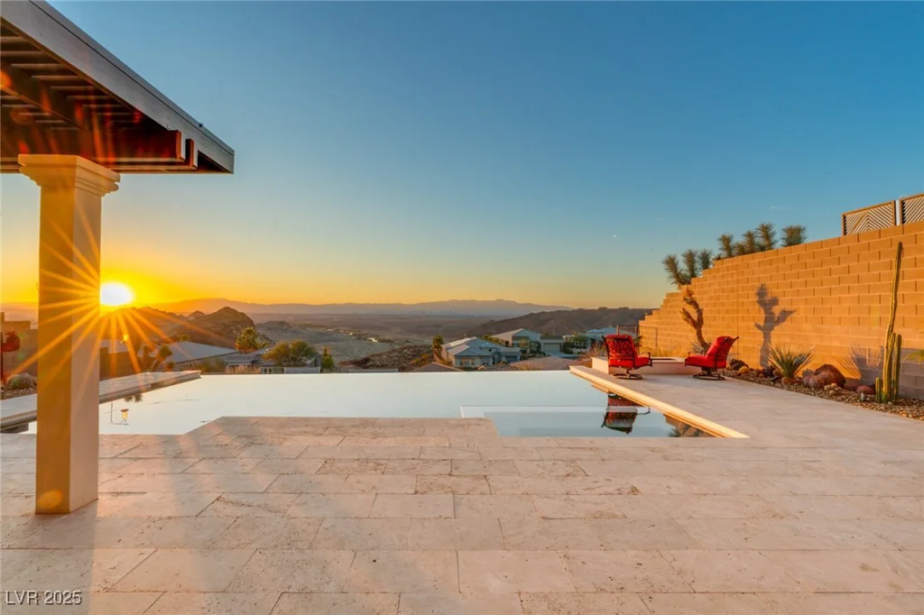 49 VISTA OUTLOOK, Henderson, NV 89011