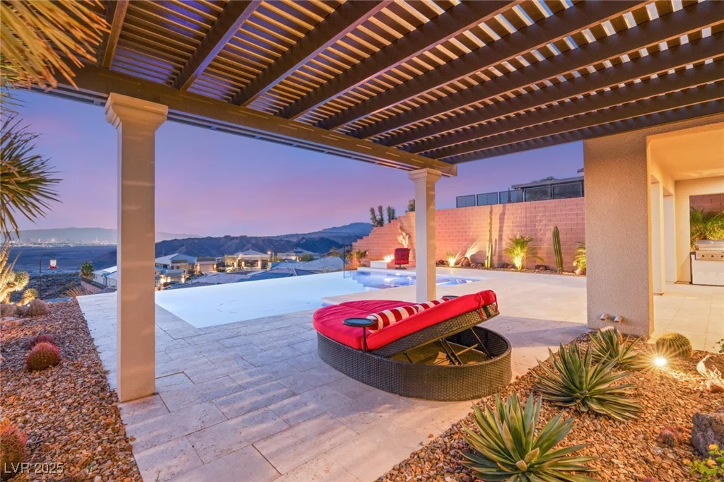 49 VISTA OUTLOOK, Henderson, NV 89011