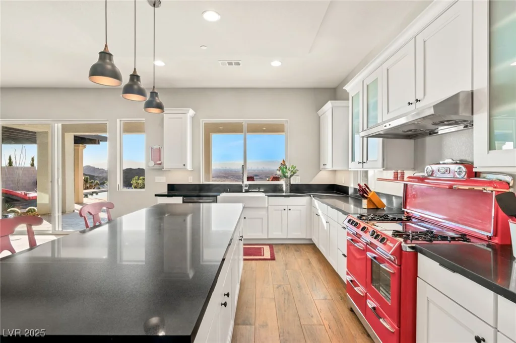 49 VISTA OUTLOOK, Henderson, NV 89011