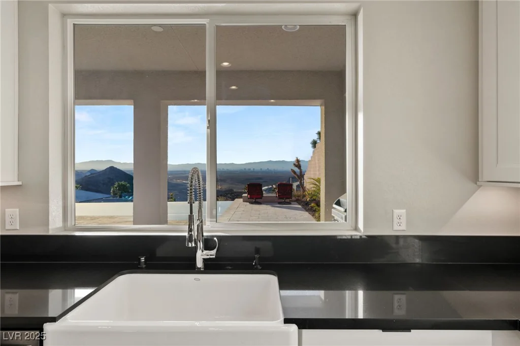 49 VISTA OUTLOOK, Henderson, NV 89011