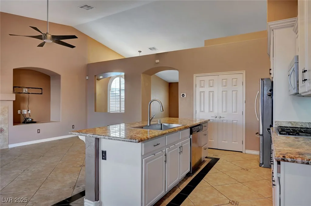 5908 Aqua Verde, North Las Vegas, NV 89031