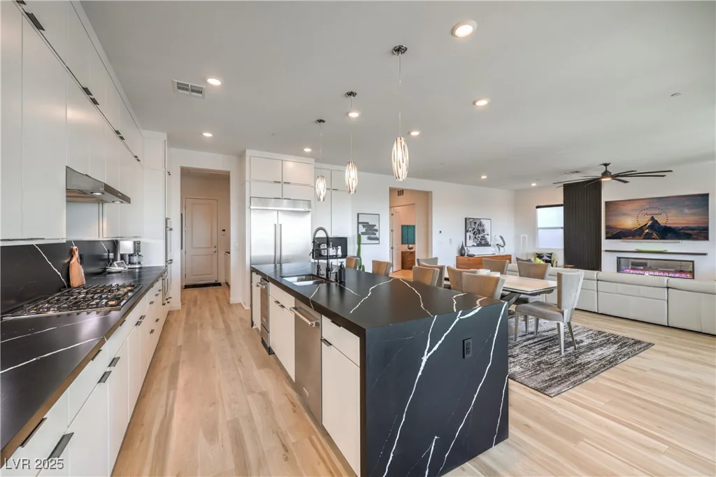 210 Bella Noche, Las Vegas, NV 89138