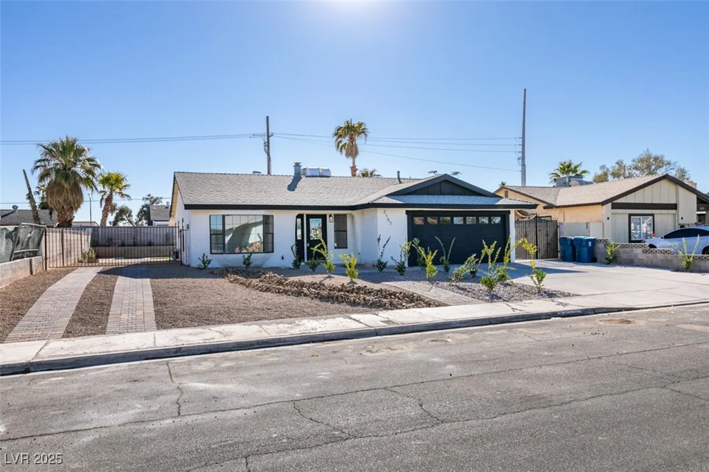 2157 Wagonwheel, Las Vegas, NV 89119