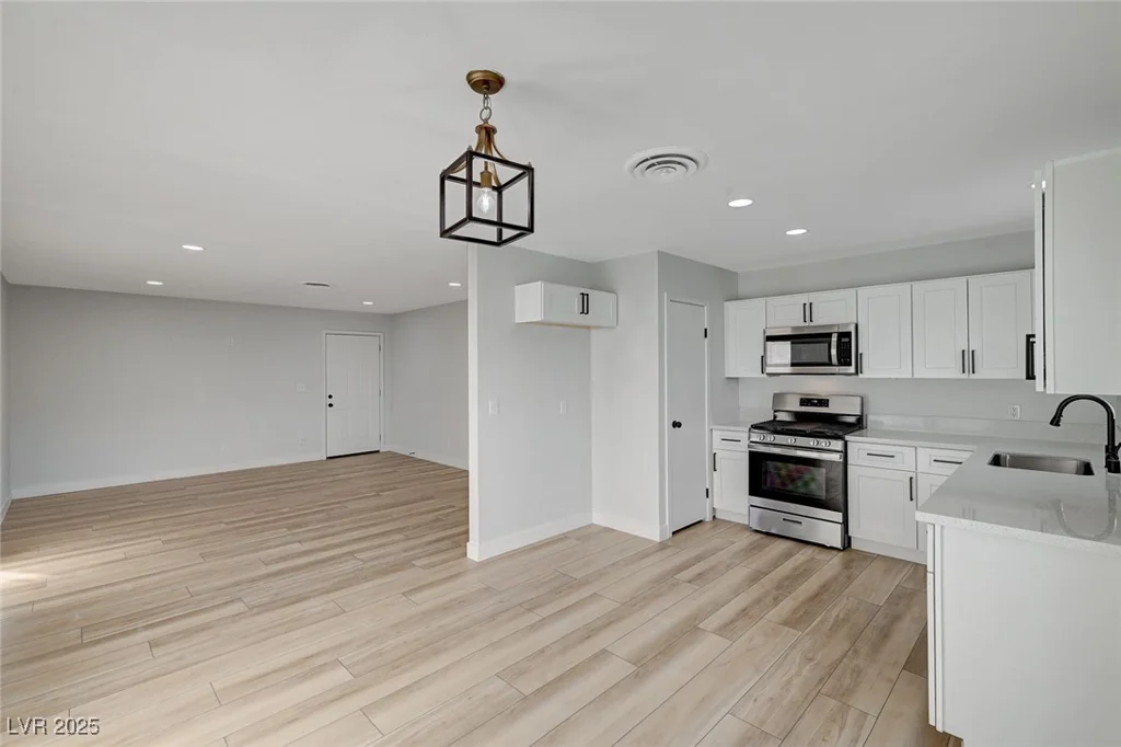 1208 Marion, Las Vegas, NV 89110