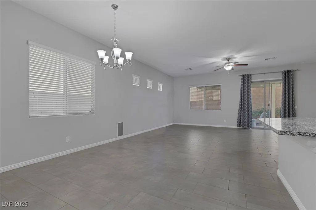 87 Newton Ridge, Las Vegas, NV 89183