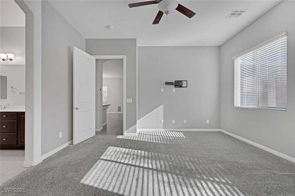 87 Newton Ridge, Las Vegas, NV 89183