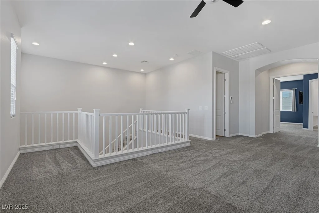 87 Newton Ridge, Las Vegas, NV 89183