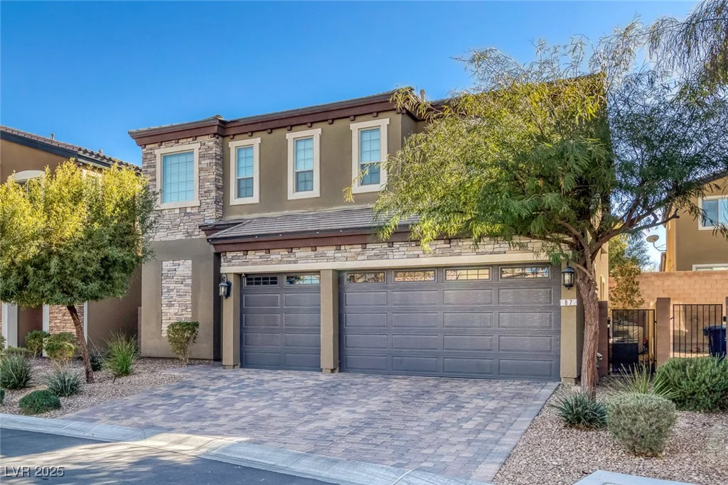 87 Newton Ridge, Las Vegas, NV 89183