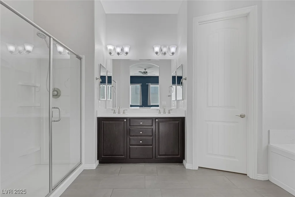 87 Newton Ridge, Las Vegas, NV 89183