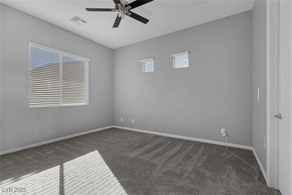 87 Newton Ridge, Las Vegas, NV 89183