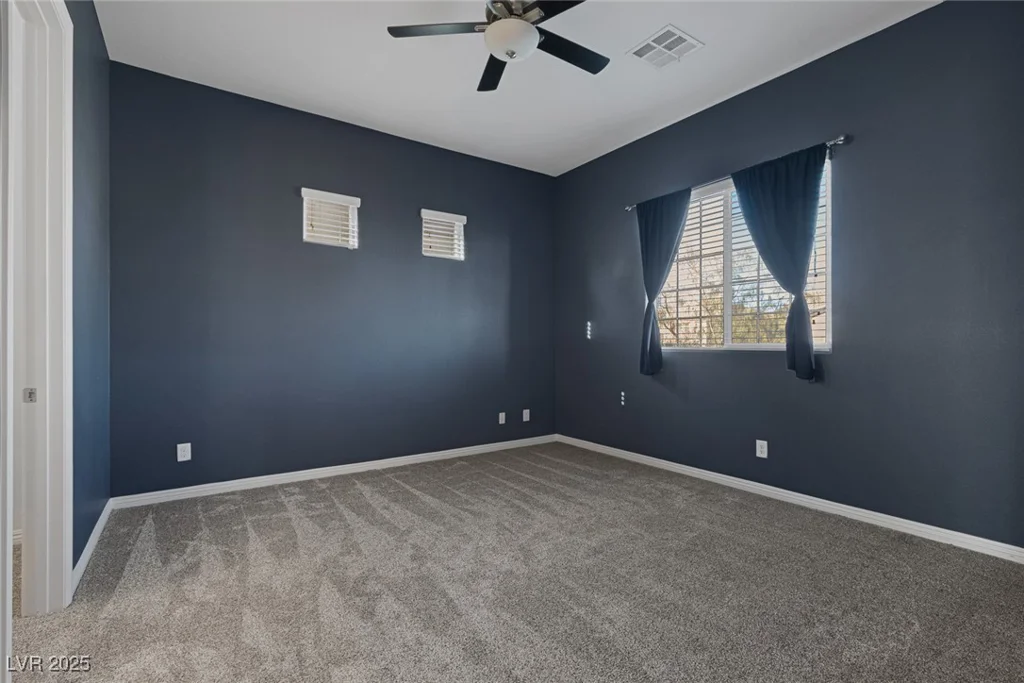 87 Newton Ridge, Las Vegas, NV 89183