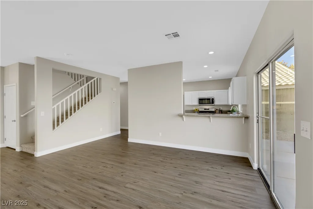 5912 Royal Castle, Las Vegas, NV 89130