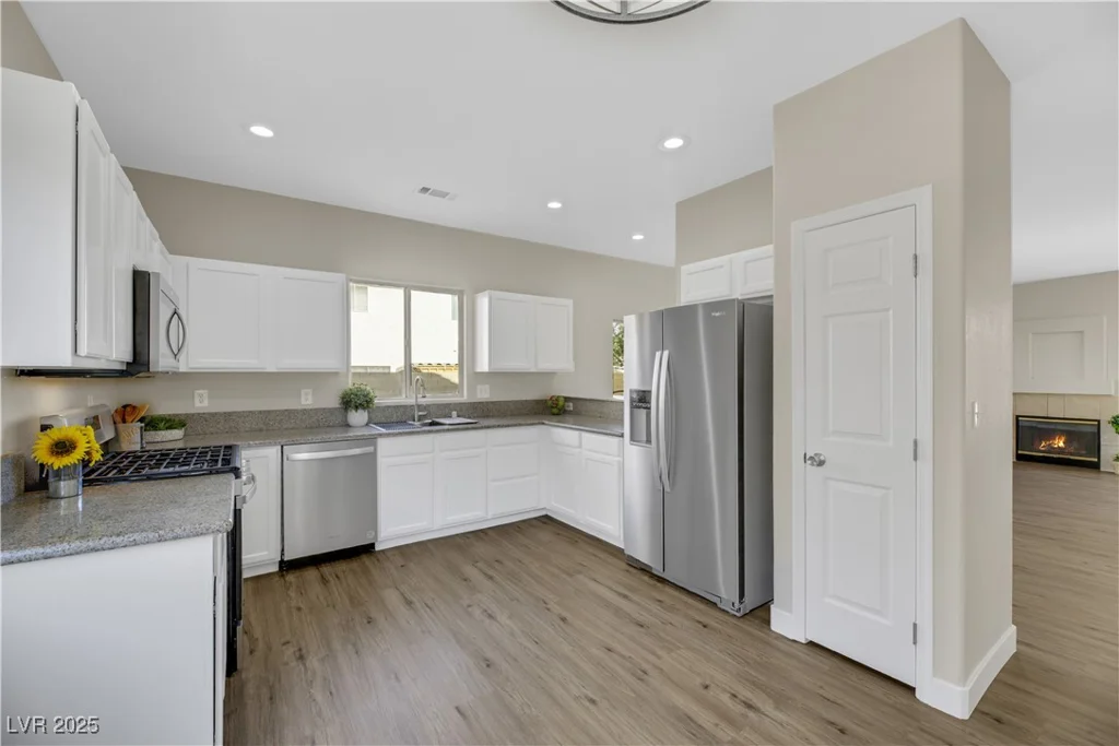 5912 Royal Castle, Las Vegas, NV 89130