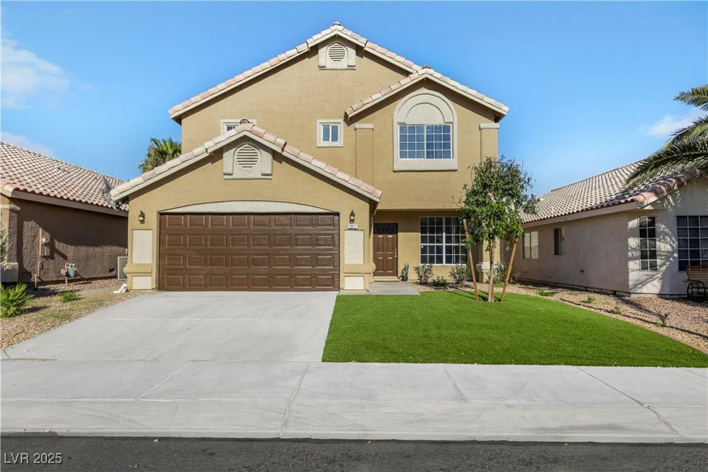 5912 Royal Castle, Las Vegas, NV 89130