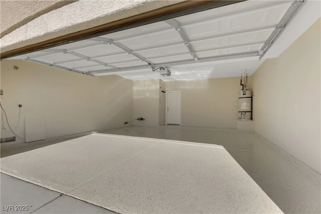 5912 Royal Castle, Las Vegas, NV 89130