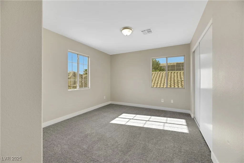 5912 Royal Castle, Las Vegas, NV 89130