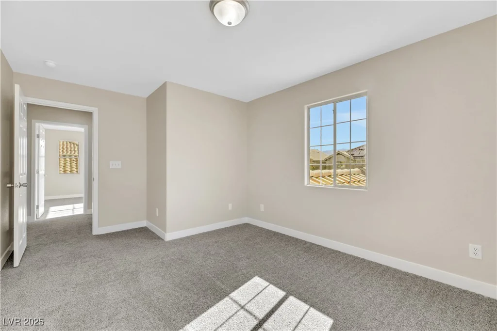 5912 Royal Castle, Las Vegas, NV 89130