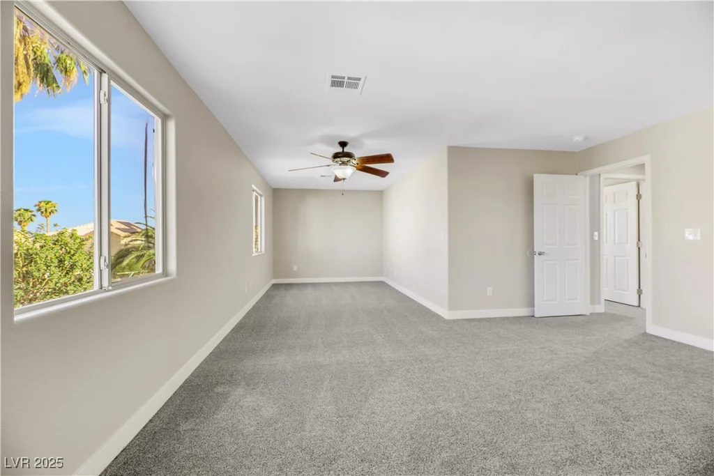 5912 Royal Castle, Las Vegas, NV 89130