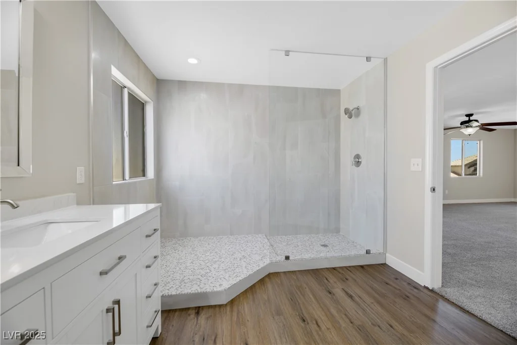 5912 Royal Castle, Las Vegas, NV 89130