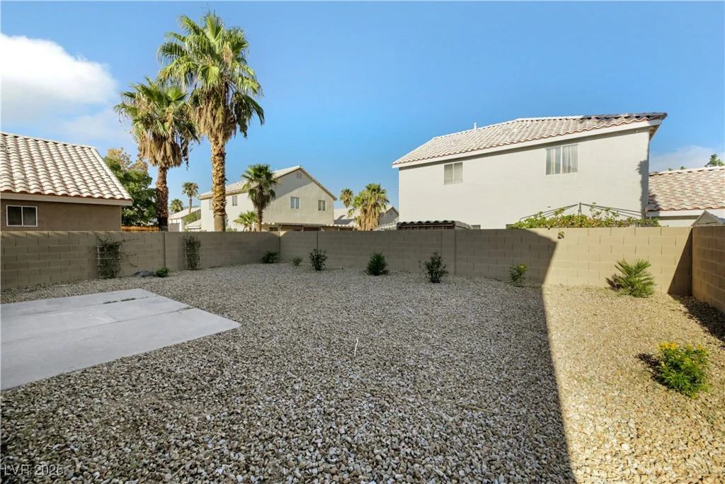 5912 Royal Castle, Las Vegas, NV 89130
