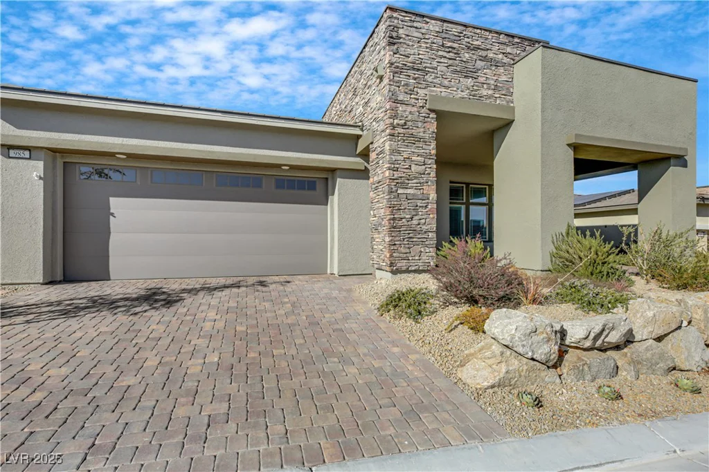 985 Edinburgh Fields, Las Vegas, NV 89138