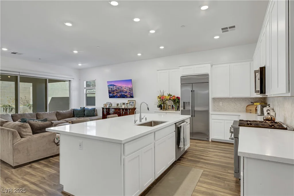985 Edinburgh Fields, Las Vegas, NV 89138