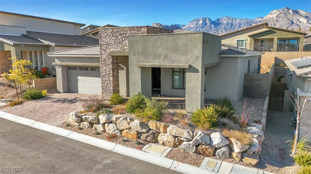 985 Edinburgh Fields, Las Vegas, NV 89138