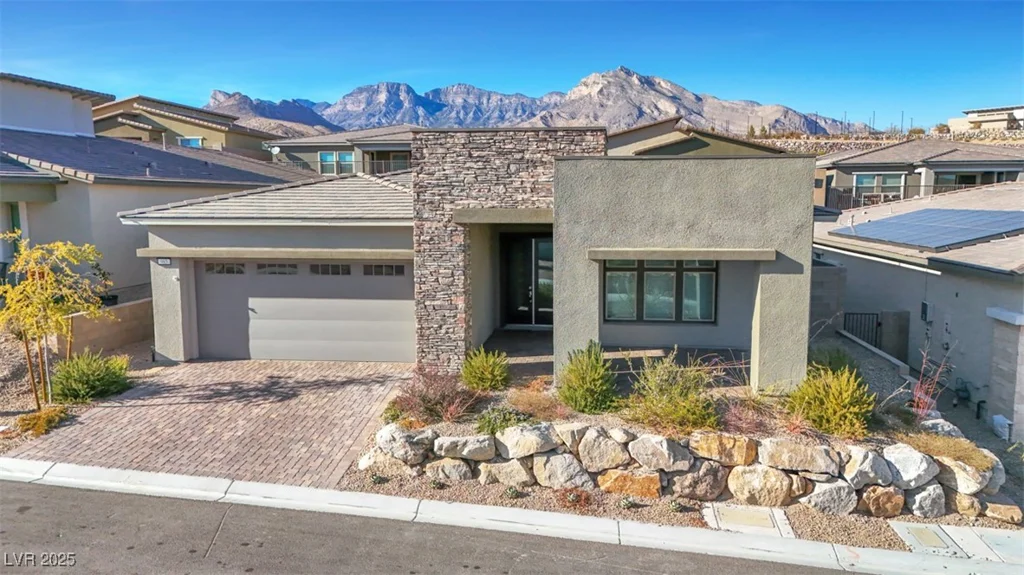 985 Edinburgh Fields, Las Vegas, NV 89138