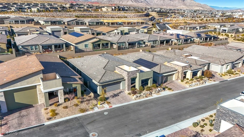 985 Edinburgh Fields, Las Vegas, NV 89138