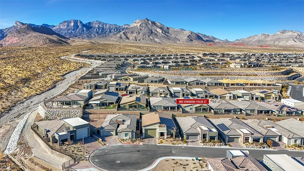 985 Edinburgh Fields, Las Vegas, NV 89138