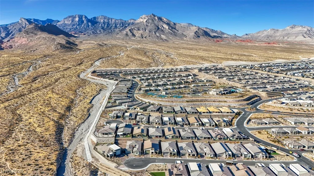 985 Edinburgh Fields, Las Vegas, NV 89138