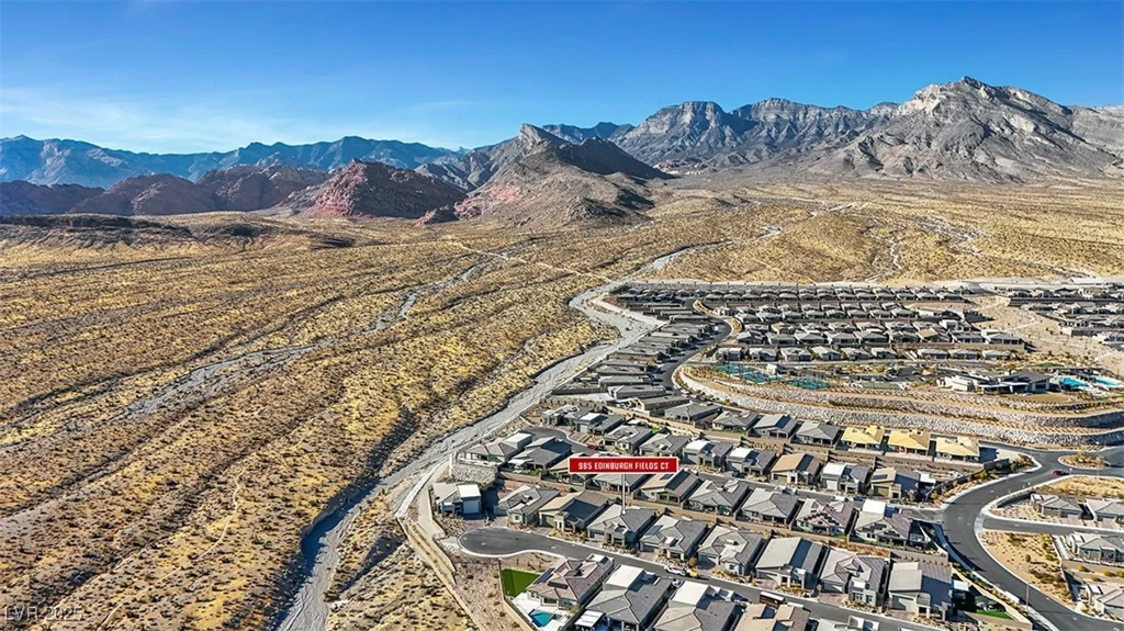 985 Edinburgh Fields, Las Vegas, NV 89138