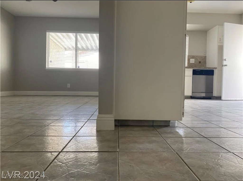 3614 Calmosa, Las Vegas, NV 89103