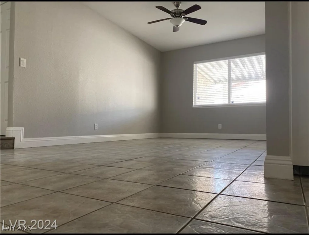 3614 Calmosa, Las Vegas, NV 89103