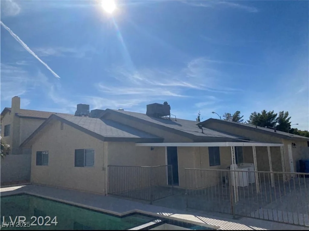 3614 Calmosa, Las Vegas, NV 89103
