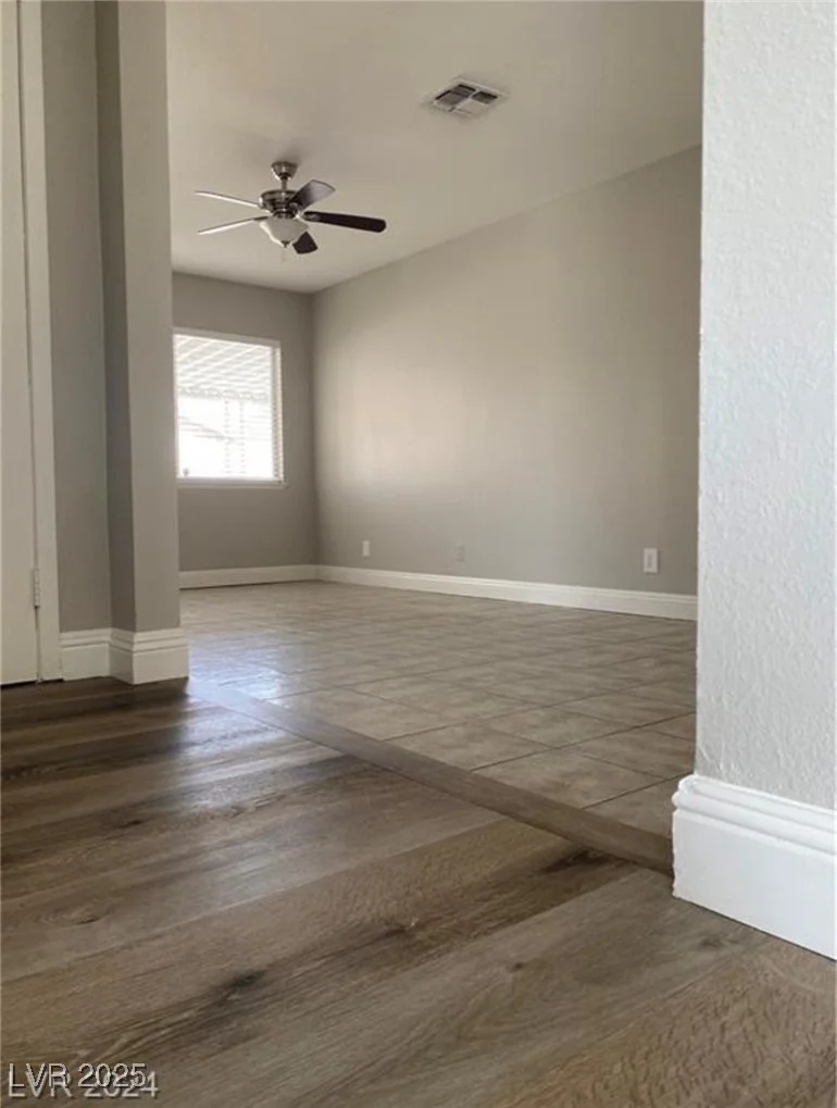 3614 Calmosa, Las Vegas, NV 89103