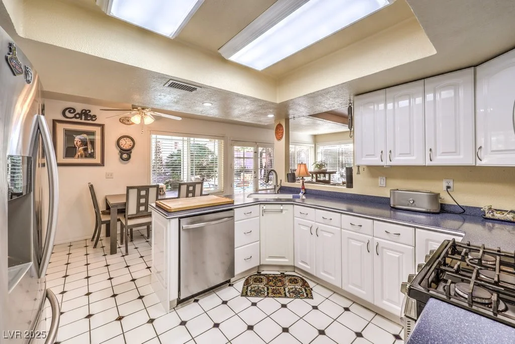 3940 Spencer, Las Vegas, NV 89119