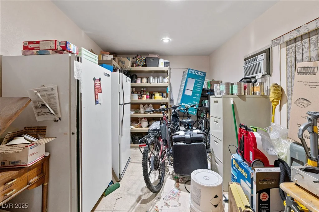 6324 Fairwood, Las Vegas, NV 89107