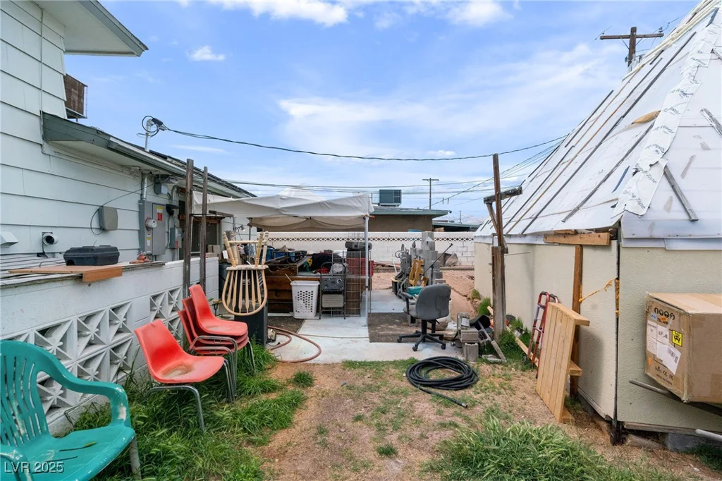 6324 Fairwood, Las Vegas, NV 89107