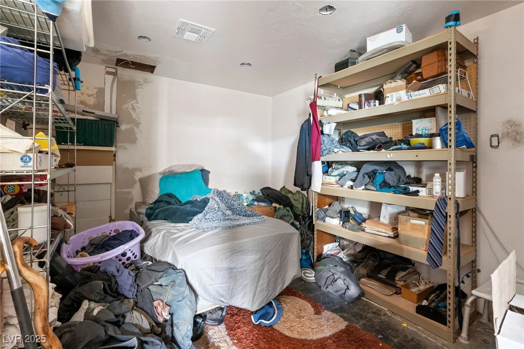 6324 Fairwood, Las Vegas, NV 89107