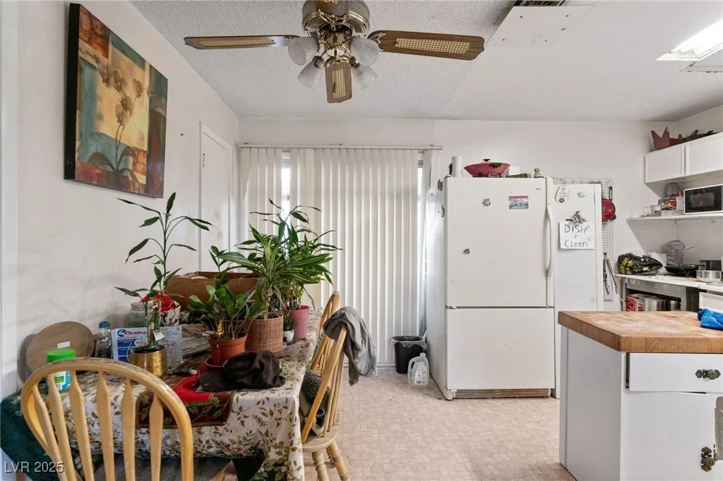 6324 Fairwood, Las Vegas, NV 89107