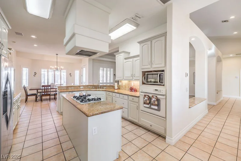 5884 Del Rey, Las Vegas, NV 89146