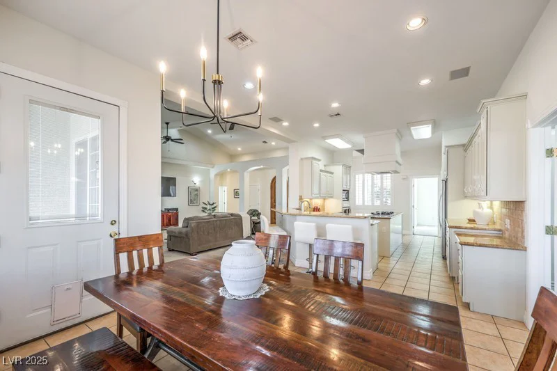 5884 Del Rey, Las Vegas, NV 89146