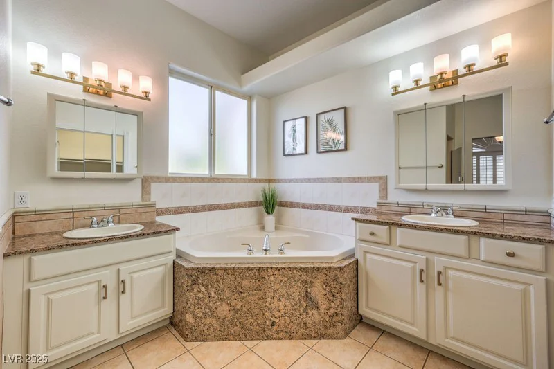 5884 Del Rey, Las Vegas, NV 89146