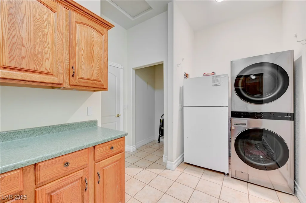 5884 Del Rey, Las Vegas, NV 89146
