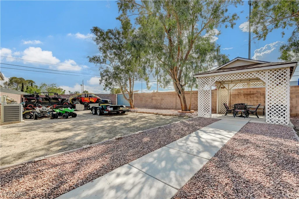 5884 Del Rey, Las Vegas, NV 89146
